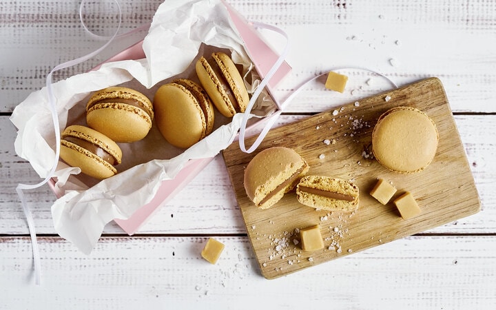 Macarons caramel beurre salé (Numéro d’article 16847)